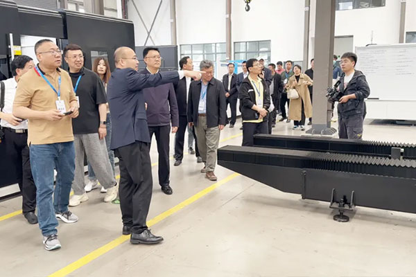 2024 Grupo de medios chinos en el extranjero visita Ruima Intelligent